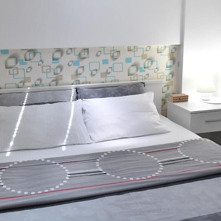 Apartamento Stan Na Dan Ni Exterior foto